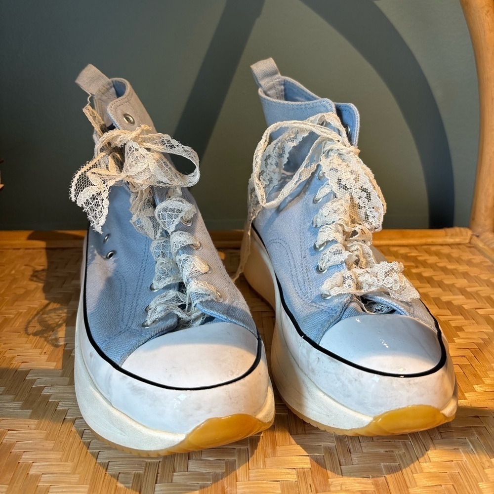 Madden Girl Women's Blue High-Top Sneakers with‎ Lace Detail